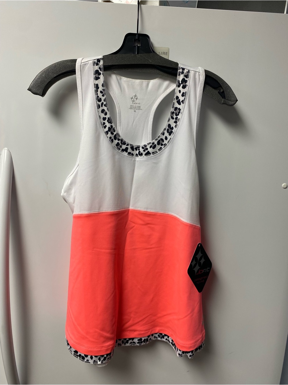 Jo fit Two-Tone Racer Back Tank Top - Picture 2 of 6